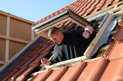 Pose de fenêtres de toit Velux à Crouay